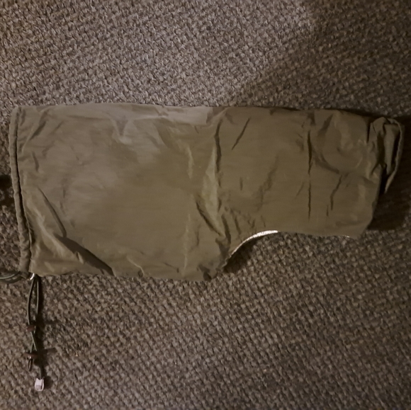 Women's Nevada green vest, size small - Picture 2 of 3